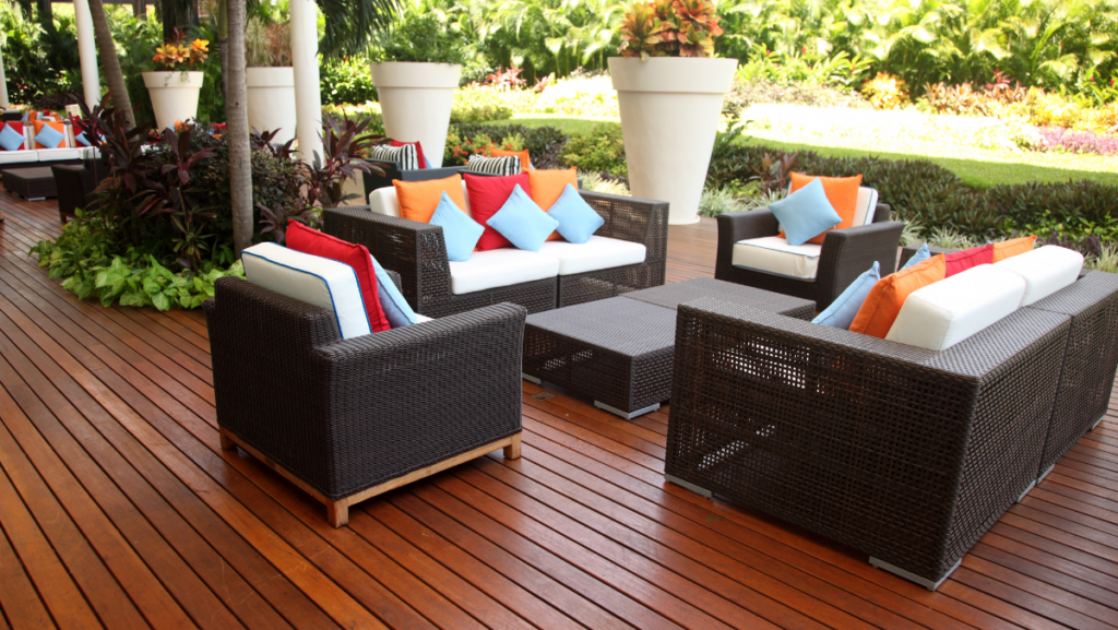 Innvision designs outdoor spaces that are beautiful, durable, and dynamic.